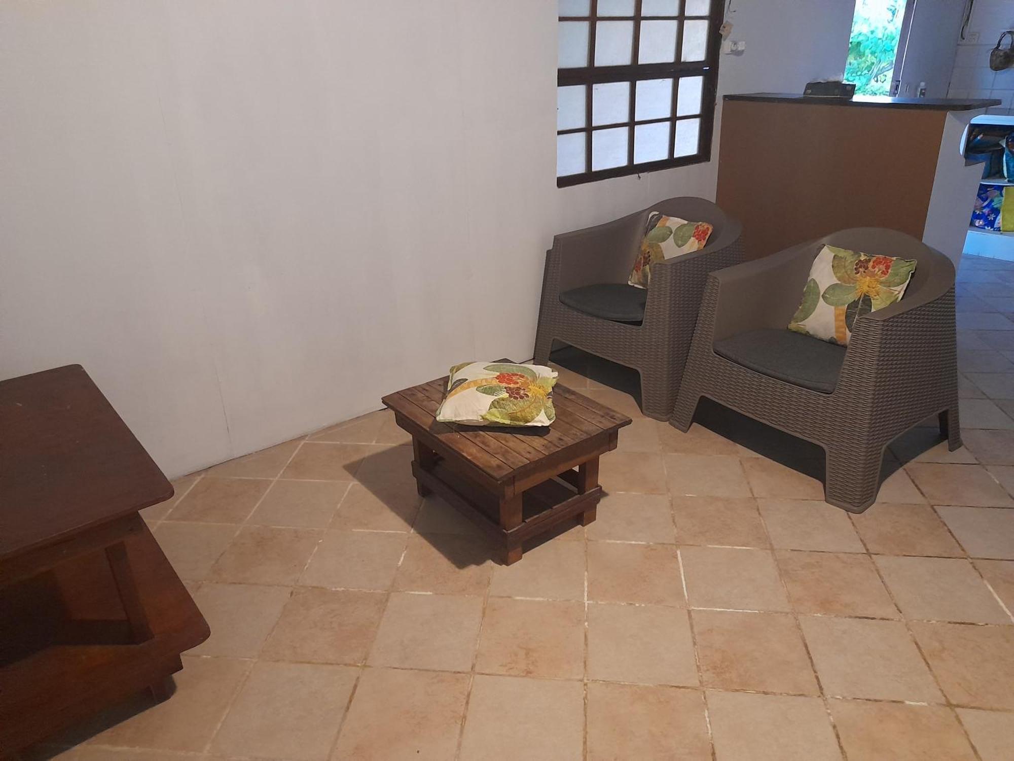 Hinamoe Lodge Avatoru Buitenkant foto