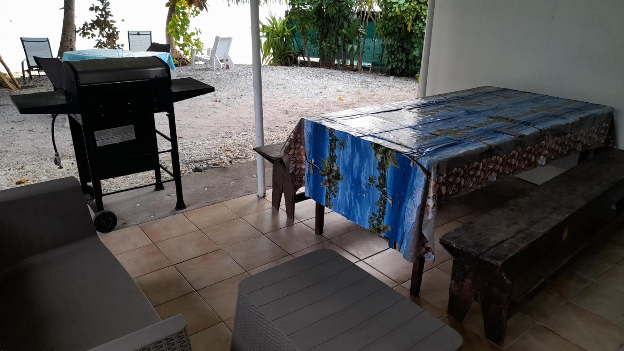 Hinamoe Lodge Avatoru Buitenkant foto